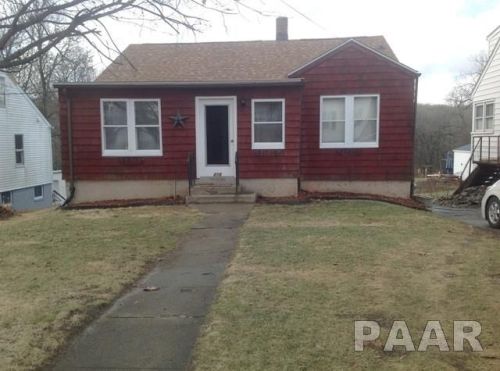 215 Harrison St, Peoria, IL 61602-1536