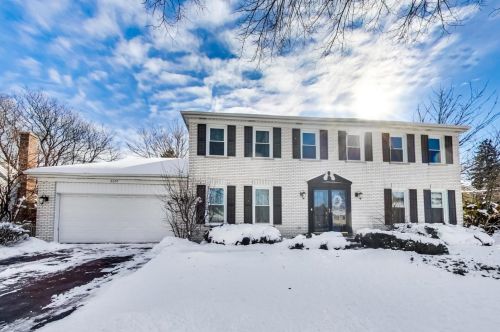 4007 Walnut Ave, Arlington Hts, IL 60004-1361