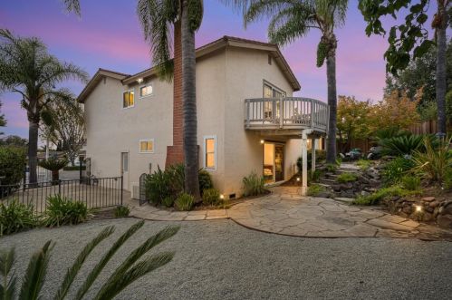 2467 Lacey Dr, Milpitas CA 95035-6122 exterior