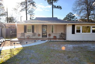 2104 Prescott St, Waycross, GA 31503-7718