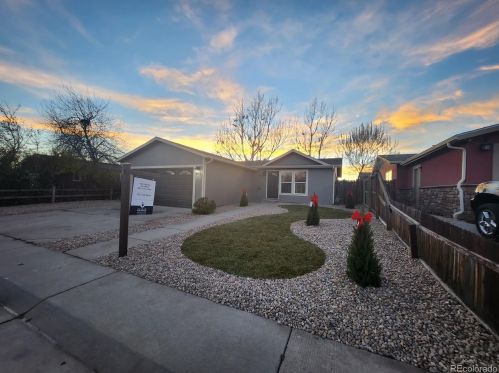 215 Valdai St, Denver CO  80603-5770 exterior