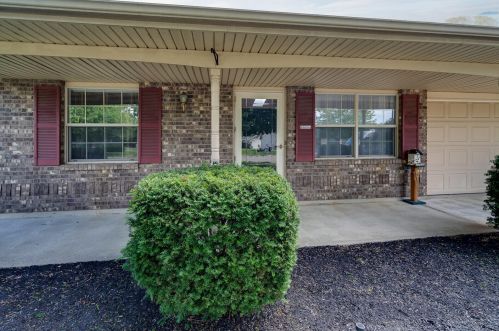 2920 Caldwell St, Springfield, OH 45503-1878