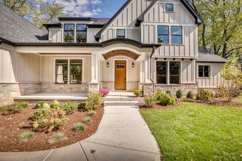 111 Richard Ave, Elmhurst, IL 60126-2919