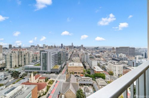 1200 Gough St, San Francisco CA  94109-6655 exterior