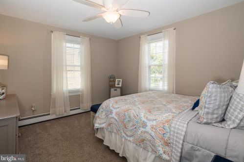 860 Fountain Ave, Lancaster PA  17601-4533 exterior