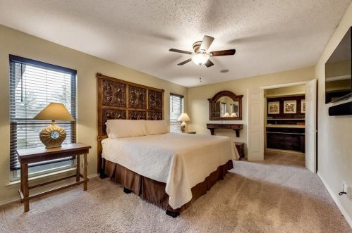 6301 Galaxie Rd, Garland TX 75044-8117 exterior