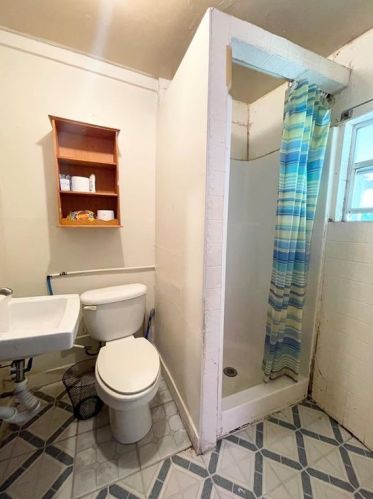 4033 Valentine St, Fort Worth TX  76107-6308 exterior