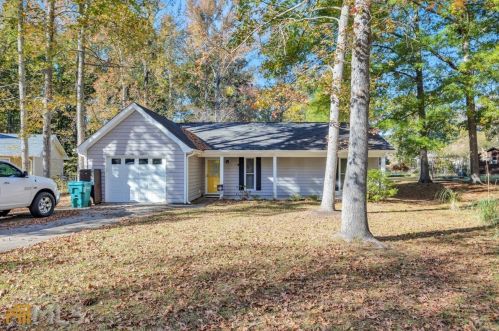 20 Caldwell Cir, Hampton, GA 30228-2154
