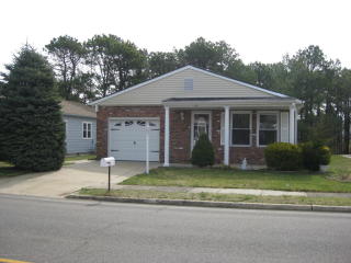 131 Freeport Blvd, Toms River NJ  08757-6201 exterior