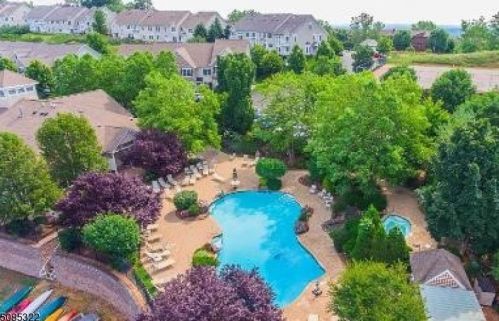 103 Magnolia Way, Paterson NJ  07508-3120 exterior