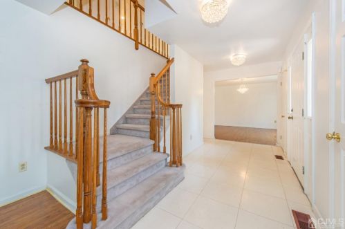 15 Foley Ave, Edison, NJ 08820-1928