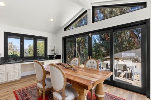 230 Country Hill Rd, Anaheim CA  92808-1352 exterior