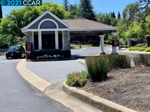 339 Eastridge Dr, San Ramon, CA 94582-4910
