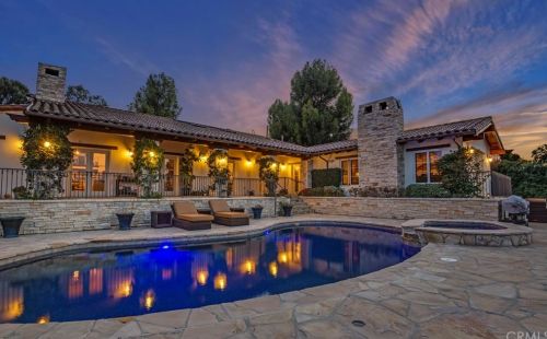 18 Portuguese Bend Rd, Palos Verdes Estates, CA 90274-5071