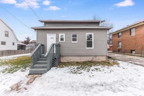 123 4th Ave, Joliet, IL 60433-1865