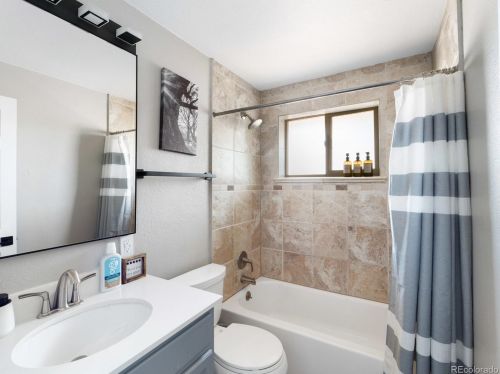 6505 54th Pl, Arvada CO  80002-3311 exterior