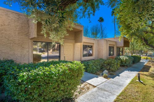 2434 Los Coyotes Dr, Palm Springs, CA 92264-6002