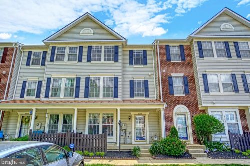 8305 Duck Hawk Way, Lorton, VA 22079-2825