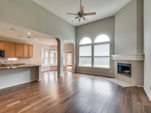 8313 Rolling Rock Dr, Fort Worth TX  76123-1891 exterior