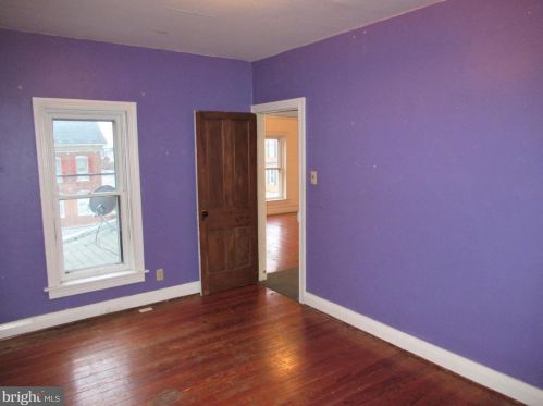 205 High St, Hanover PA  17331-2911 exterior