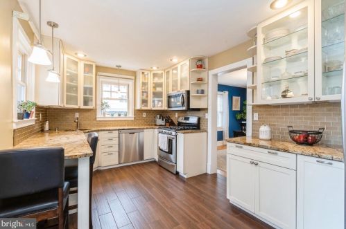 16 Renfrew Ave, Trenton NJ  08618-3334 exterior