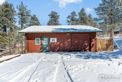 890 Fish Creek Rd, Estes Park CO 80517-5462 exterior