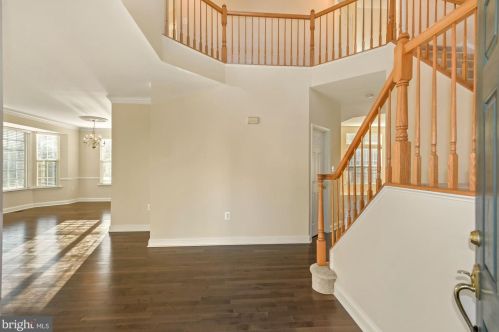 715 Godfrey Ct, Leesburg, VA 20175-8909