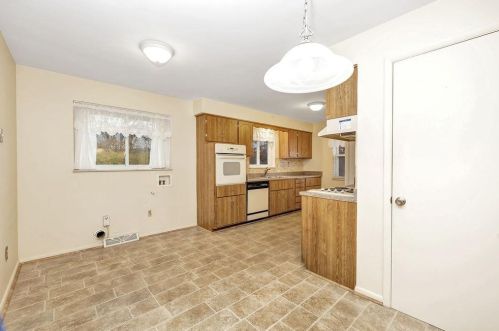 10465 Deerfield Rd, Cincinnati OH  45242-1419 exterior