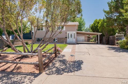 3908 Farabaugh Ln, Pueblo, CO 81005-3016