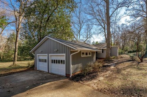 303 Hillcrest Dr, Marietta, GA 30064-3407