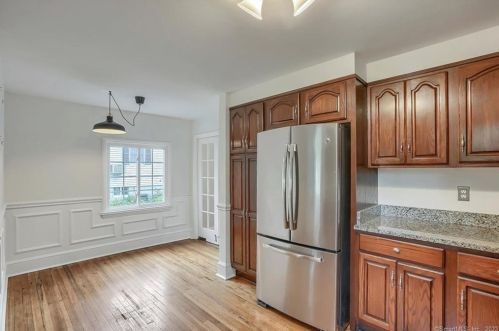5 Hazel St, Norwalk CT  06851-3016 exterior