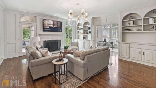 280 Cameron Ridge Dr, Atlanta GA  30328-4709 exterior