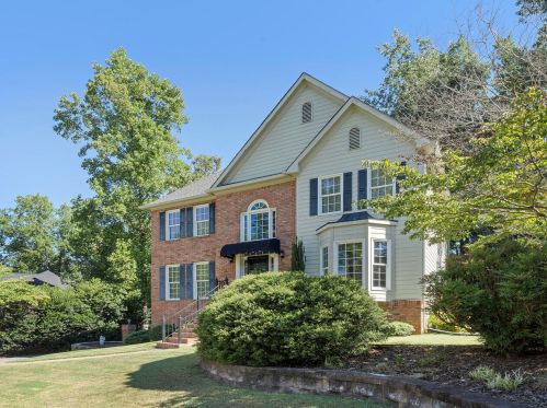 3964 Devon Oaks Dr, Marietta, GA 30066-2157
