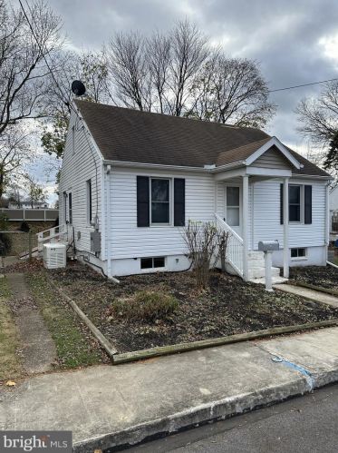 9 Willow Ct, Hanover, PA 17331-4318