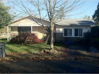 3484 Hillside Ct, Hubbard, OR 97032-9669
