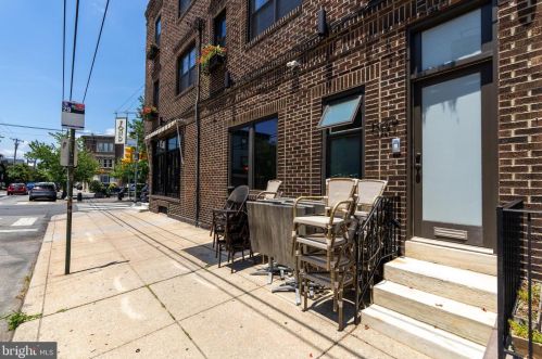 1537 11th St, Philadelphia, PA 19147-6335