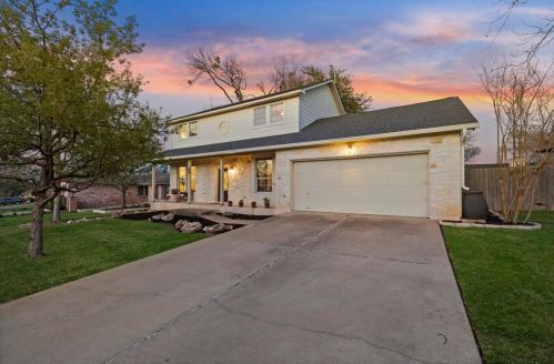 302 Deepwood Dr, Georgetown, TX 78628-8306
