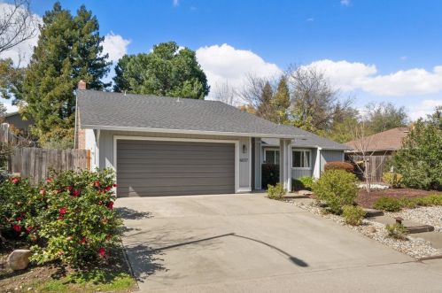 6037 Timberleaf Way, Citrus Heights, CA 95662-4448