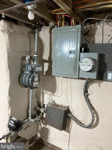 5705 Baltimore Ave, Philadelphia PA 19143-2717 exterior