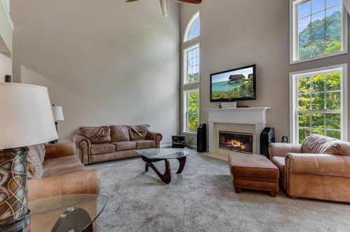 912 Brookmere Ct, Atlanta GA  30349-6866 exterior