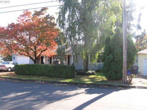 645 Berkeley St, Gladstone OR  exterior