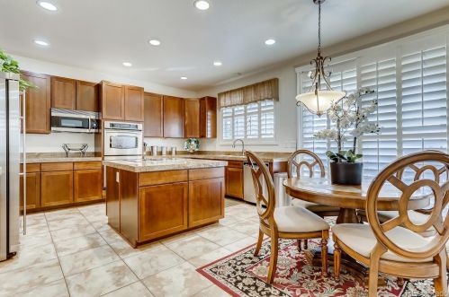 6118 Fundy Way, Aurora CO 80016-3860 exterior