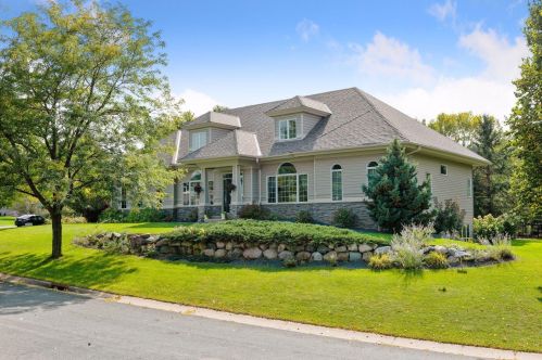 3929 Donegal Way, Saint Paul, MN 55122-1789