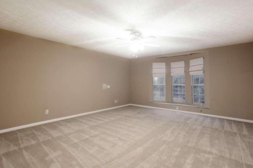 285 Glen Lake Dr, Atlanta GA  30327-4819 exterior