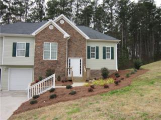 214 Stonehenge Dr, Dallas, GA 30157-2342