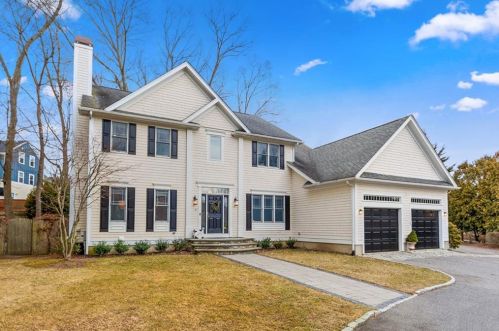 45 Winfield Rd, Providence, RI 02919-5045