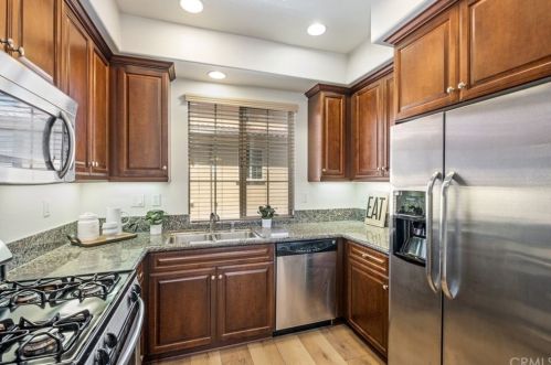 26 Full Moon, Irvine CA  92618-8843 exterior