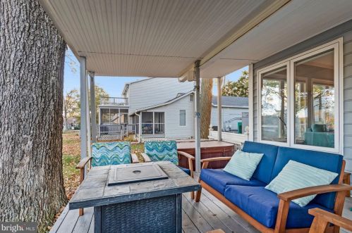 5070 Lerch Dr, Shady Side MD 20764-9650 exterior