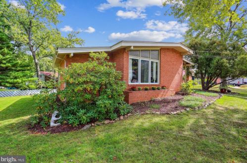 412 Sisson Ct, Silver Spring MD 20902-3151 exterior