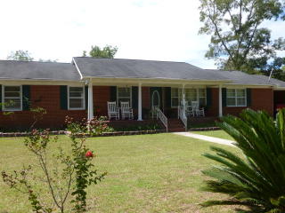 2001 Clarke Ave, Waycross, GA 31503-5976